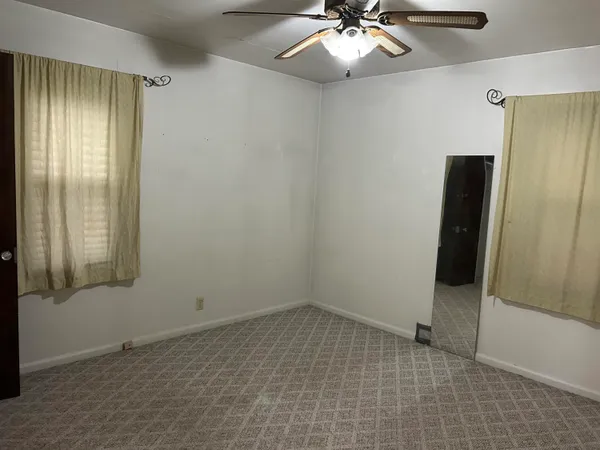 $120,000 | 29715 Walnut Street, Flat Rock, MI 48134