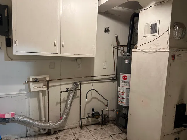 $149,900 | 29715 Walnut Street, Flat Rock, MI 48134