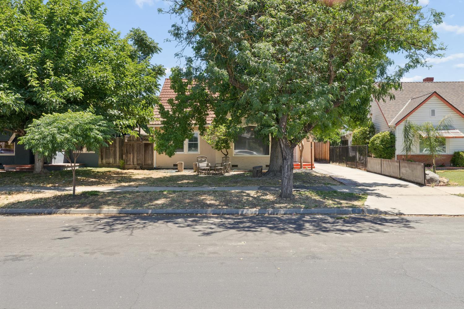 219 Sunset Boulevard Modesto, CA 95351 - Photo 2 of 37