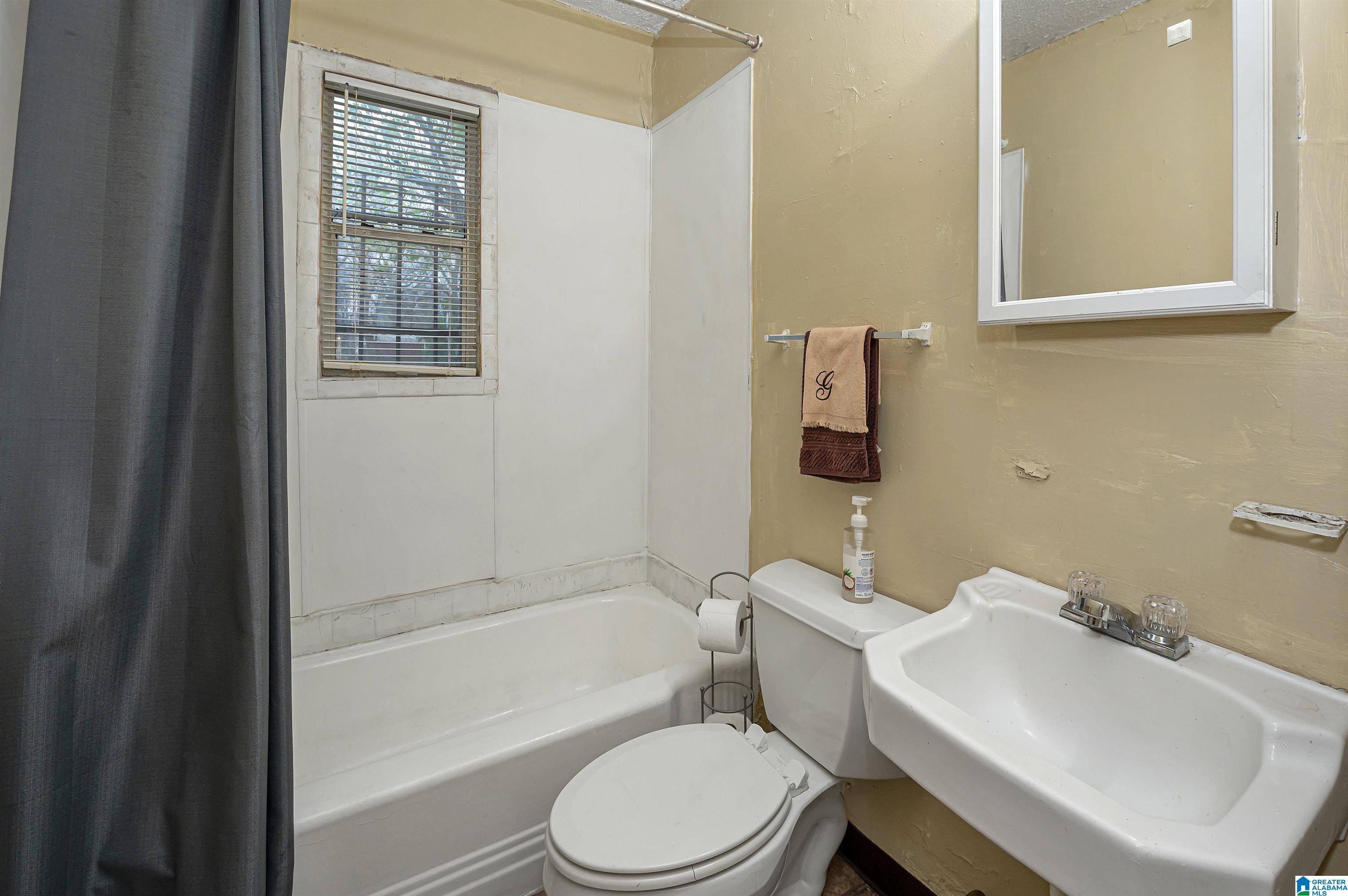 10 2nd Avenue Southwest Birmingham, AL 35211 - Photo 17 of 35