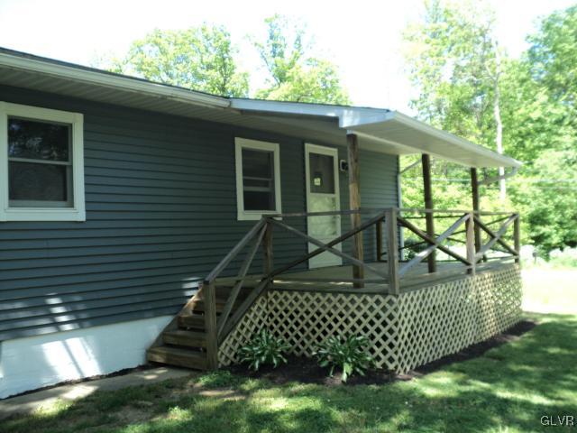 392 Shooktown Road Bangor, PA 18013 - Photo 4 of 19
