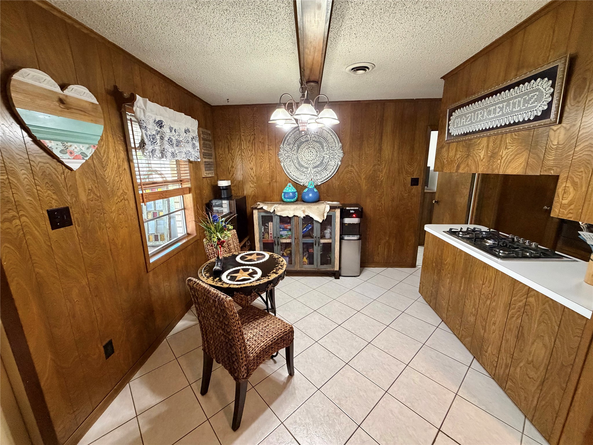 1710 N Road Lake Jackson, TX 77566 - Photo 12 of 23 dining room