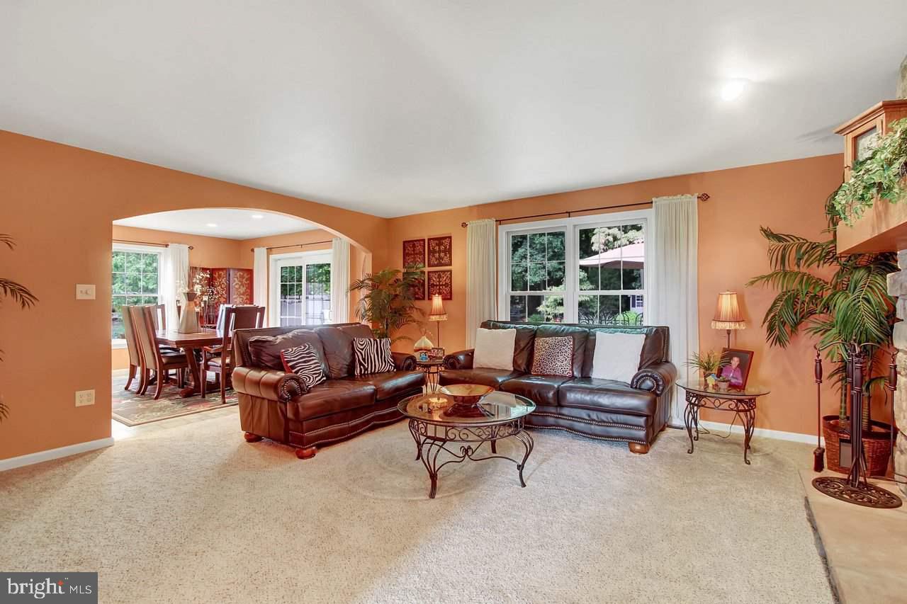 289 Butter Road York, PA 17404 - Photo 5 of 26 Gallery Image 5