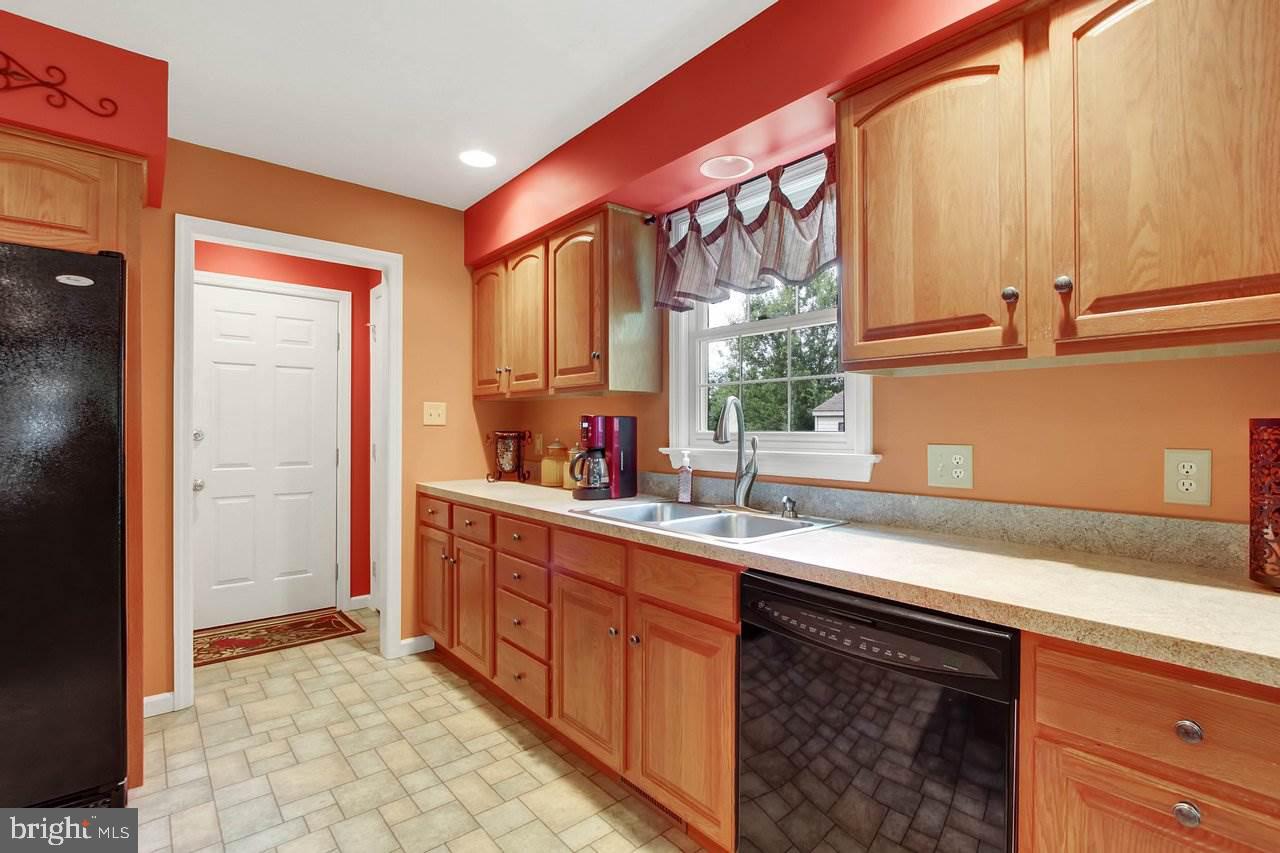 289 Butter Road York, PA 17404 - Photo 9 of 26 Gallery Image 9