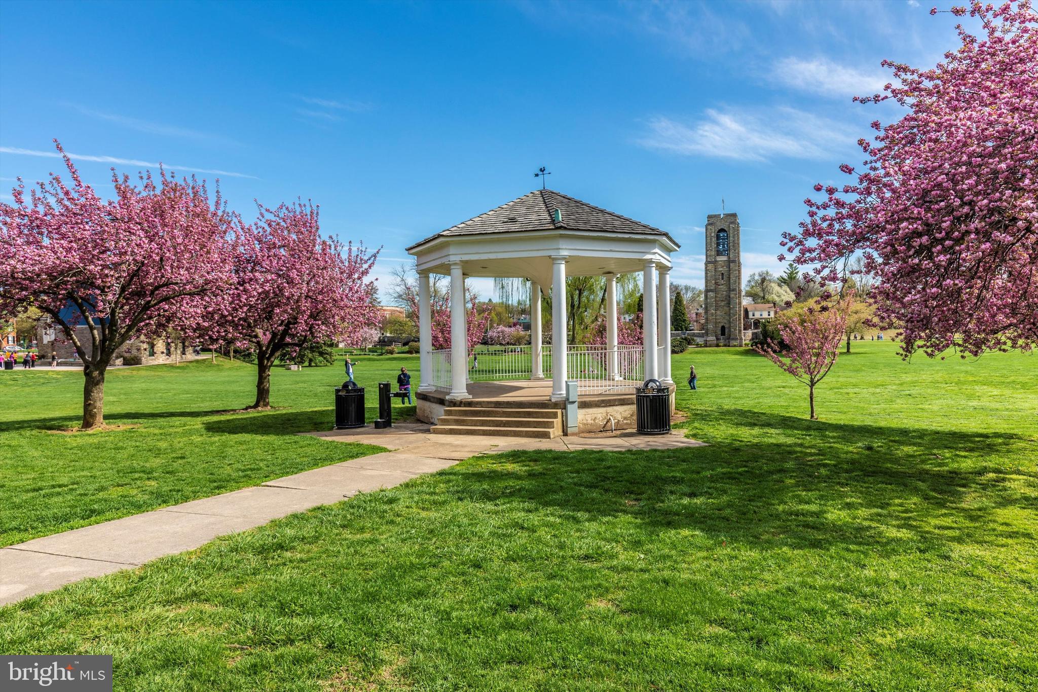 2 Maxwell Square Frederick, MD 21701 - Photo 57 of 59 a view of a house with a yard
