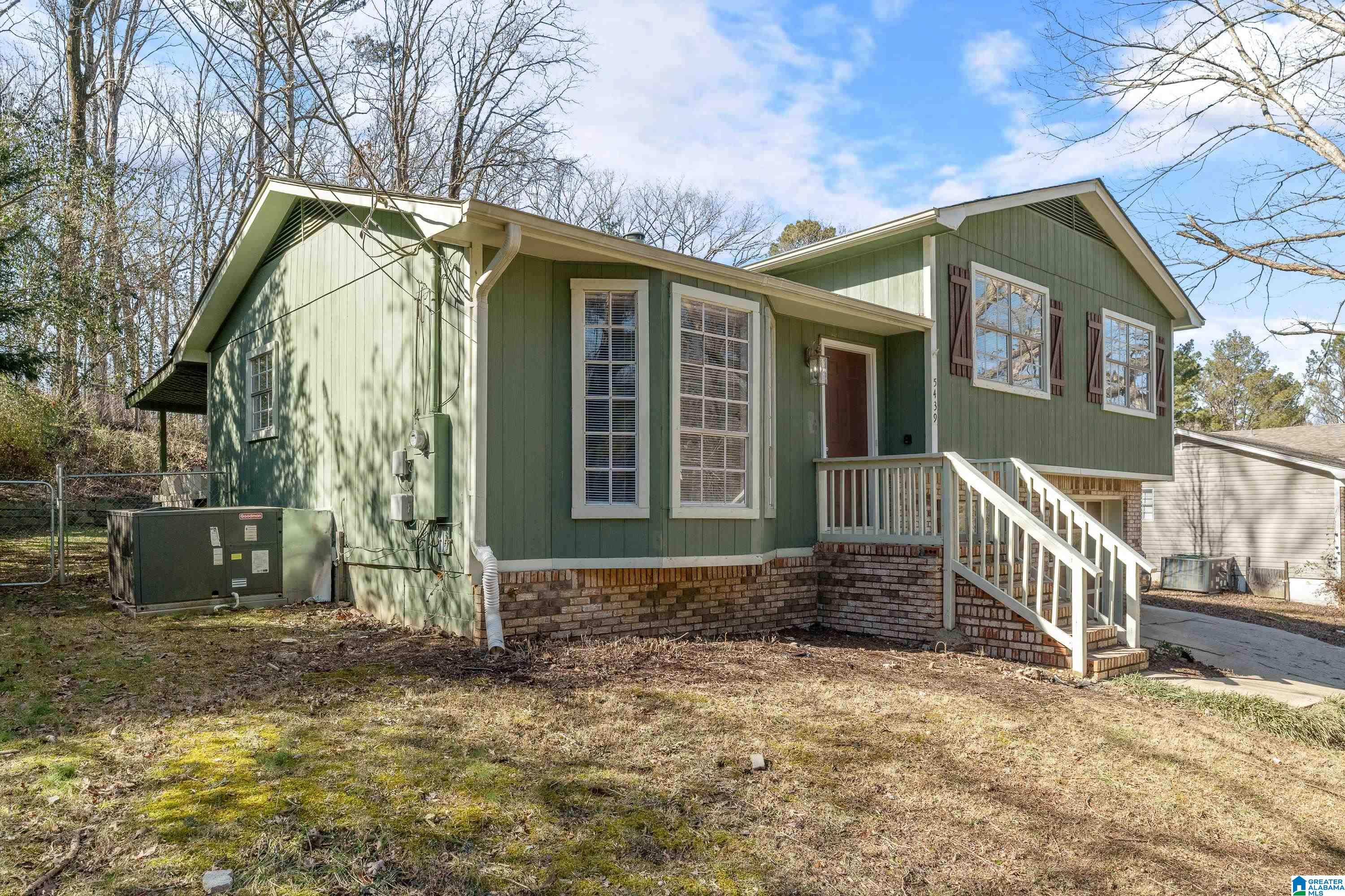 5439 Faucett Road Pinson, AL 35126 - Photo 3 of 28