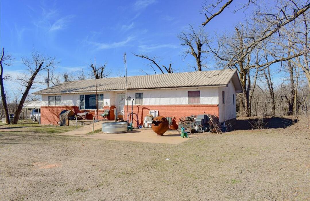 10567 North 1670 Road Sweetwater, OK 73666 - Photo 1 of 11 Screenshot_20240223-061735-567
