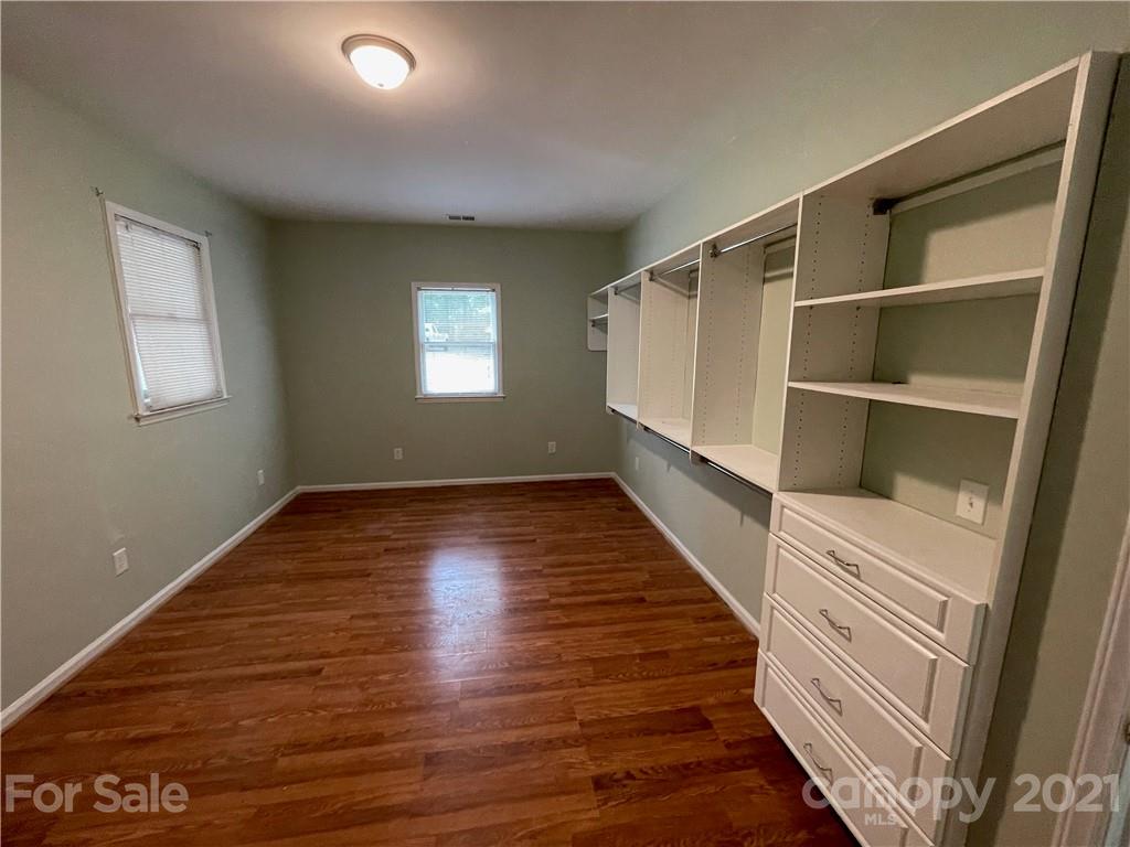 2029 Chameleon Road York, SC 29745 - Photo 10 of 23 Gallery Image 10