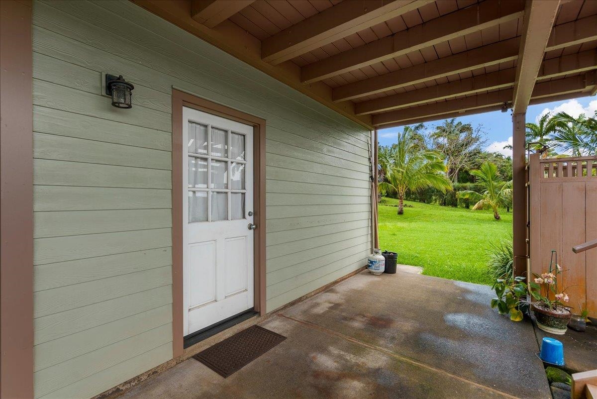 50 Uakoko Place Haiku, HI 96708 - Photo 33 of 49 Outdoor Shower