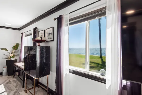 $300,000 | 101 Old Ferry Road, Unit 24A, Shalimar, FL 32579