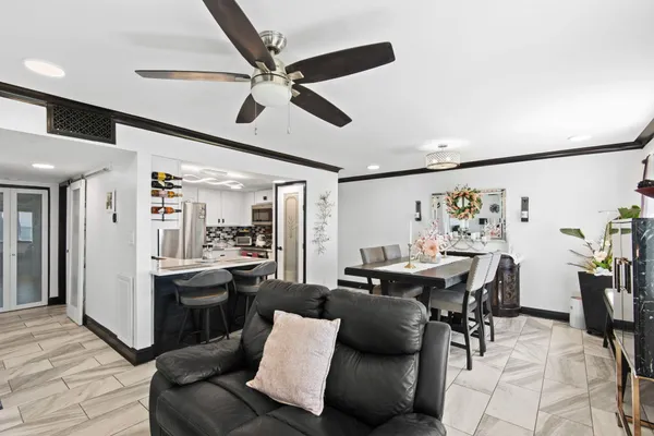 $300,000 | 101 Old Ferry Road, Unit 24A, Shalimar, FL 32579