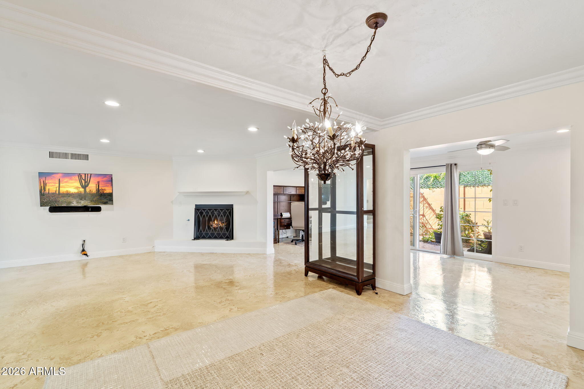 2614 East Osborn Road Phoenix, AZ 85016 - Photo 11 of 32 10-web-or-mls-DSC_8010