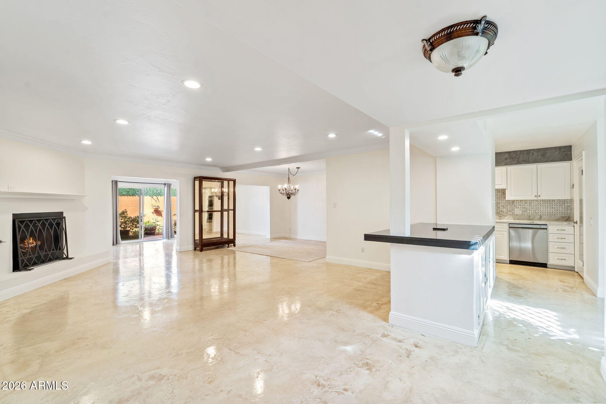 2614 East Osborn Road Phoenix, AZ 85016 - Photo 13 of 32 8-web-or-mls-DSC_8008