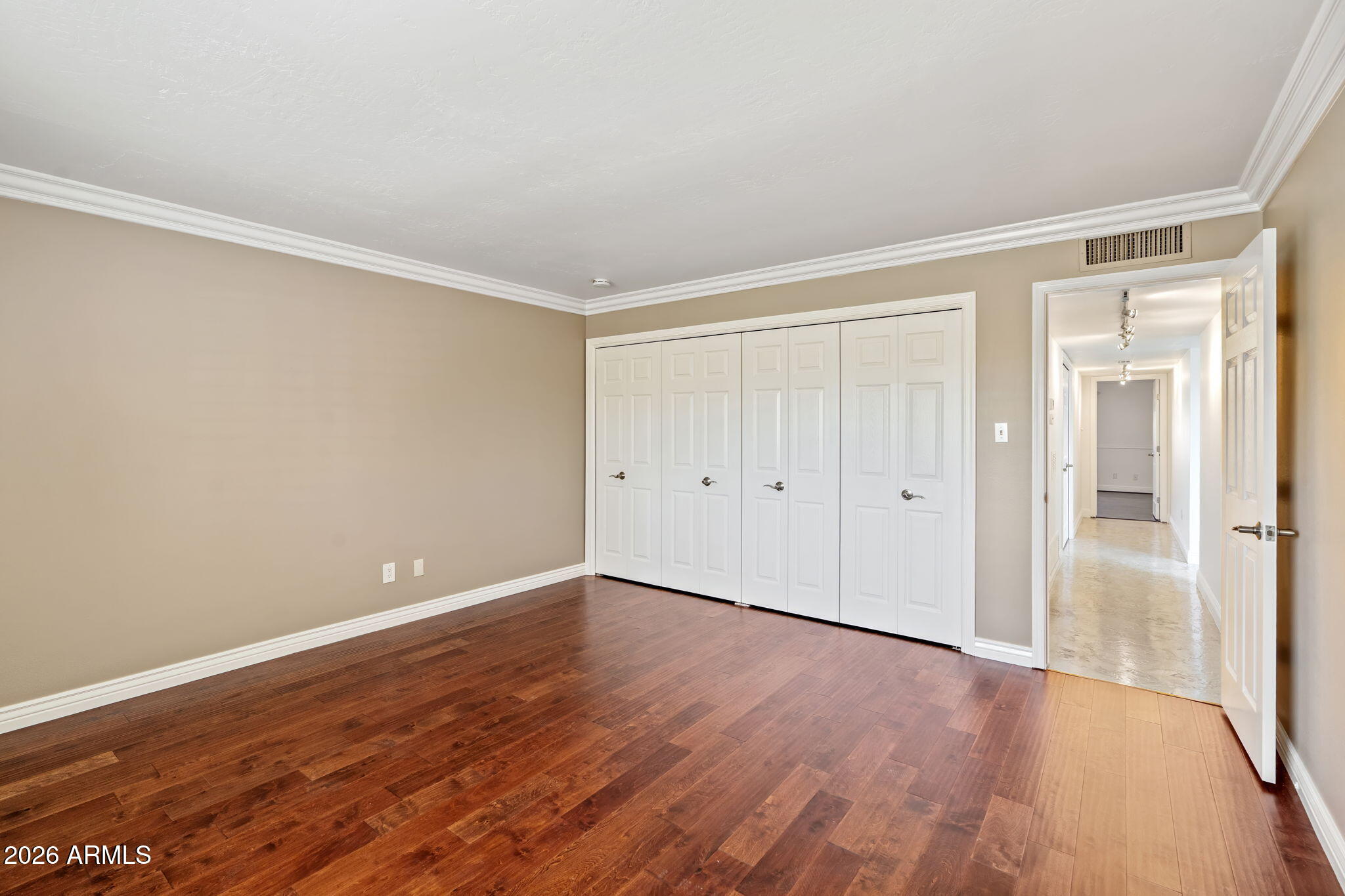 2614 East Osborn Road Phoenix, AZ 85016 - Photo 18 of 32 35-web-or-mls-DSC_8035