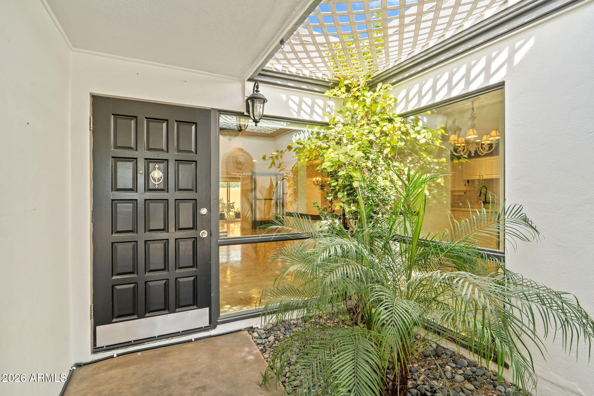 2614 East Osborn Road Phoenix, AZ 85016 - Photo 2 of 32 4-web-or-mls-DSC_8004