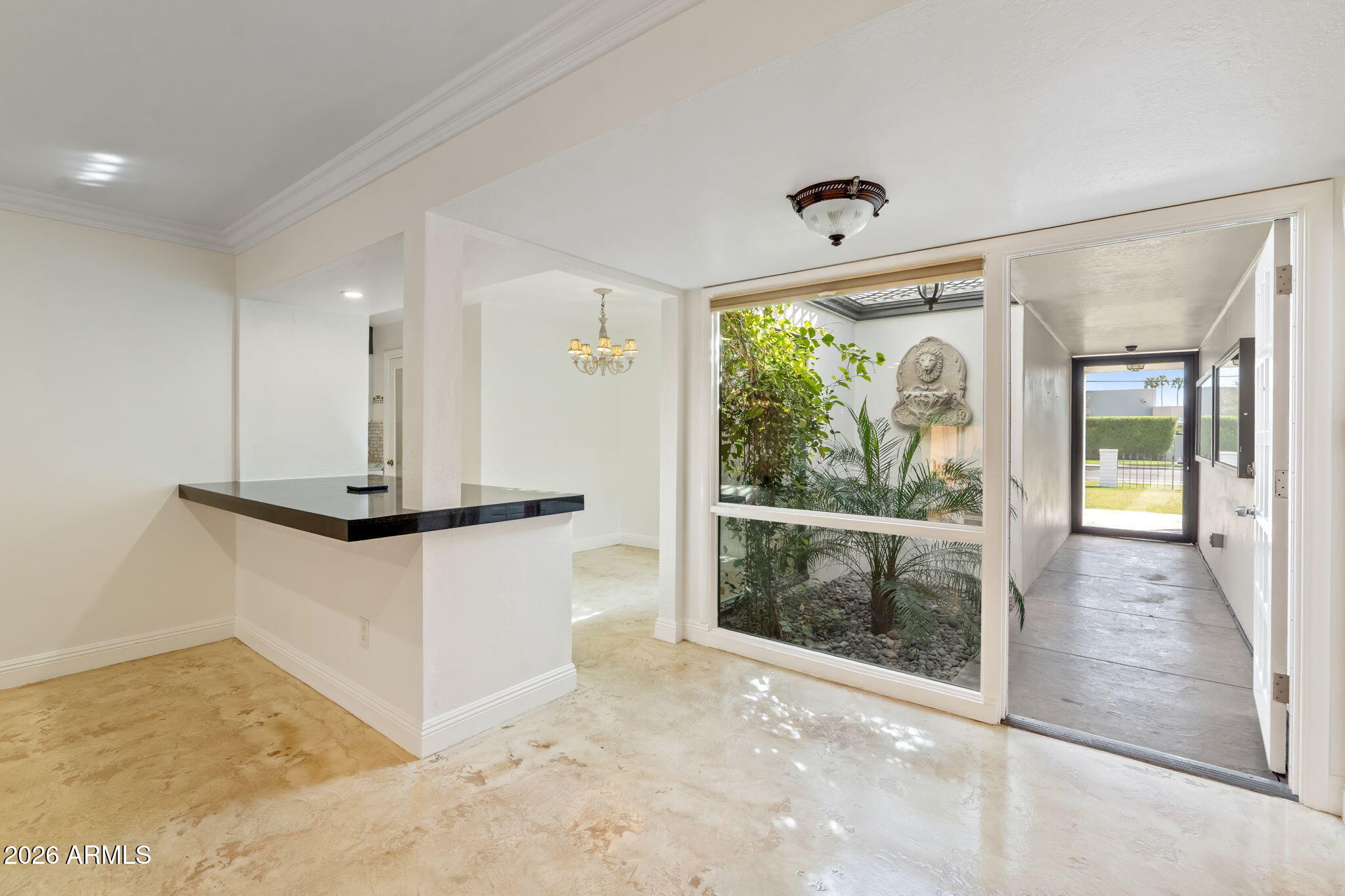 2614 East Osborn Road Phoenix, AZ 85016 - Photo 3 of 32 6-web-or-mls-DSC_8006