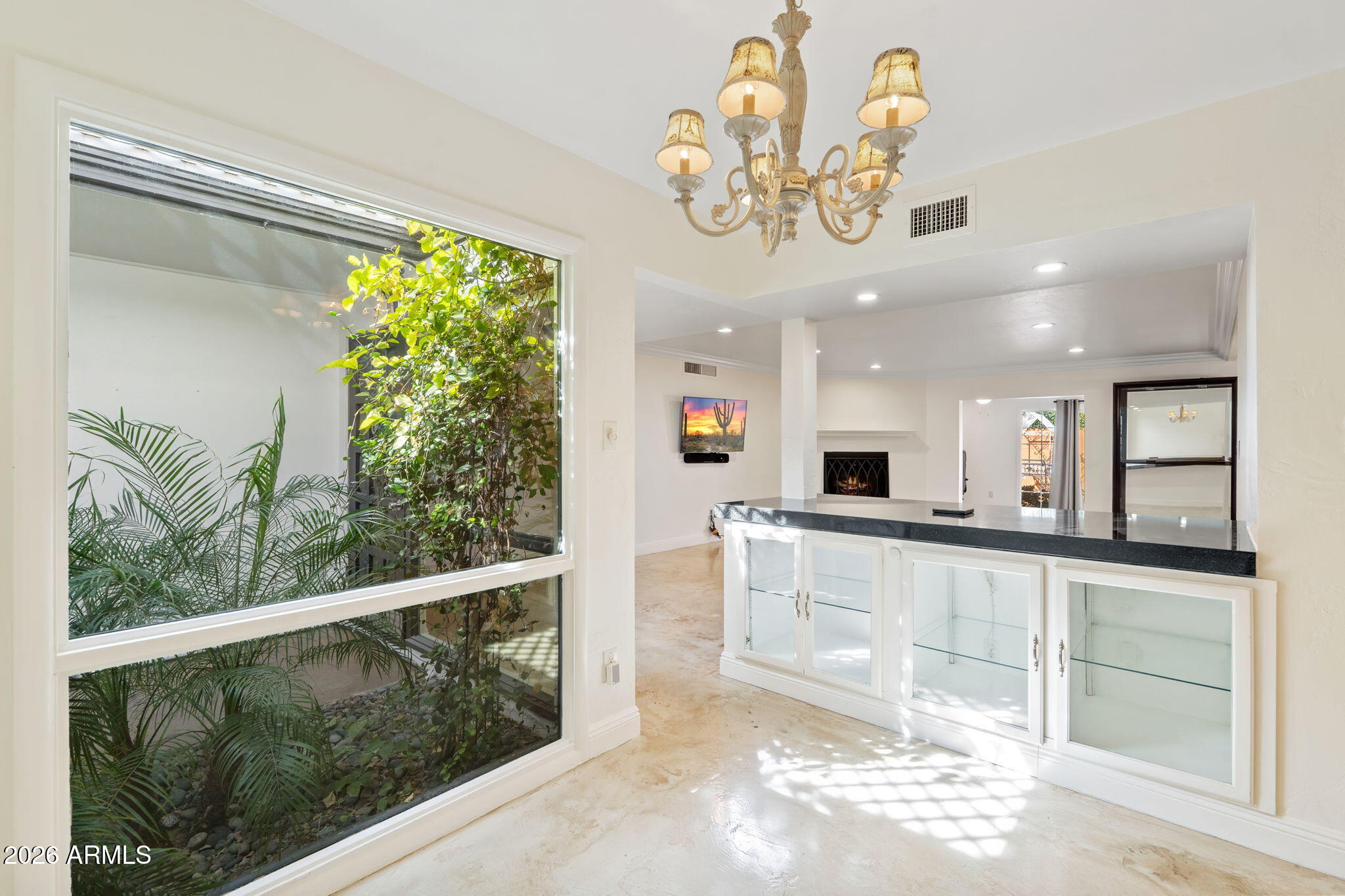 2614 East Osborn Road Phoenix, AZ 85016 - Photo 6 of 32 16-web-or-mls-DSC_8016