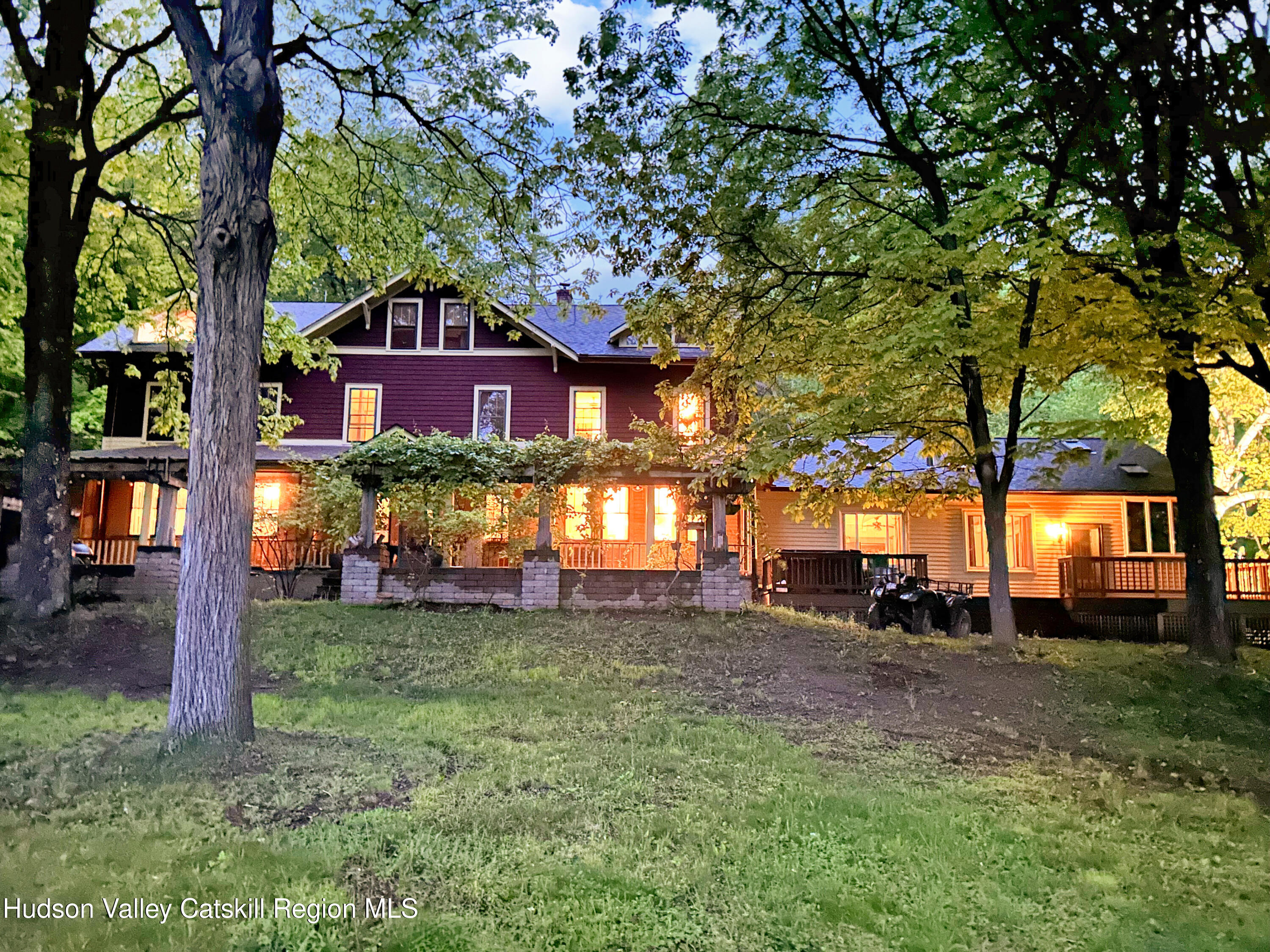 43 Augustine Road Saugerties, NY 12477 - Photo 3 of 44 3