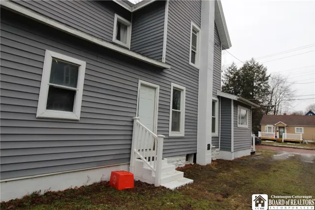 $125,000 | 19 Lovall Avenue, Jamestown, NY 14701