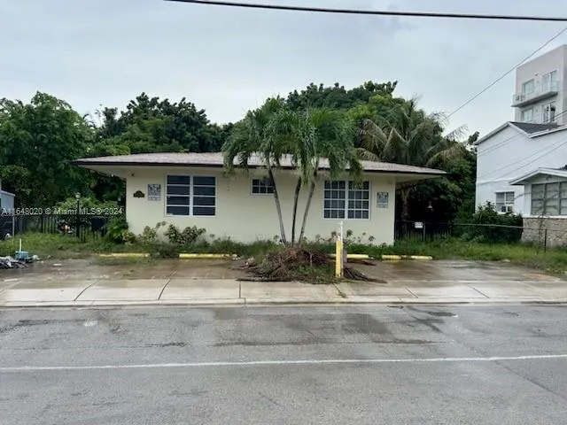 $1,500,000 | 800 Northeast 85th Street, Miami, FL 33138