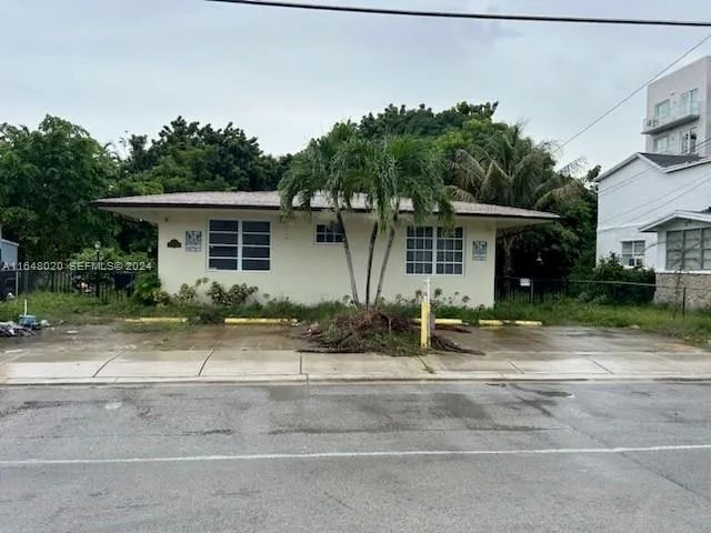 $1,500,000 | 800 Northeast 85th Street, Miami, FL 33138