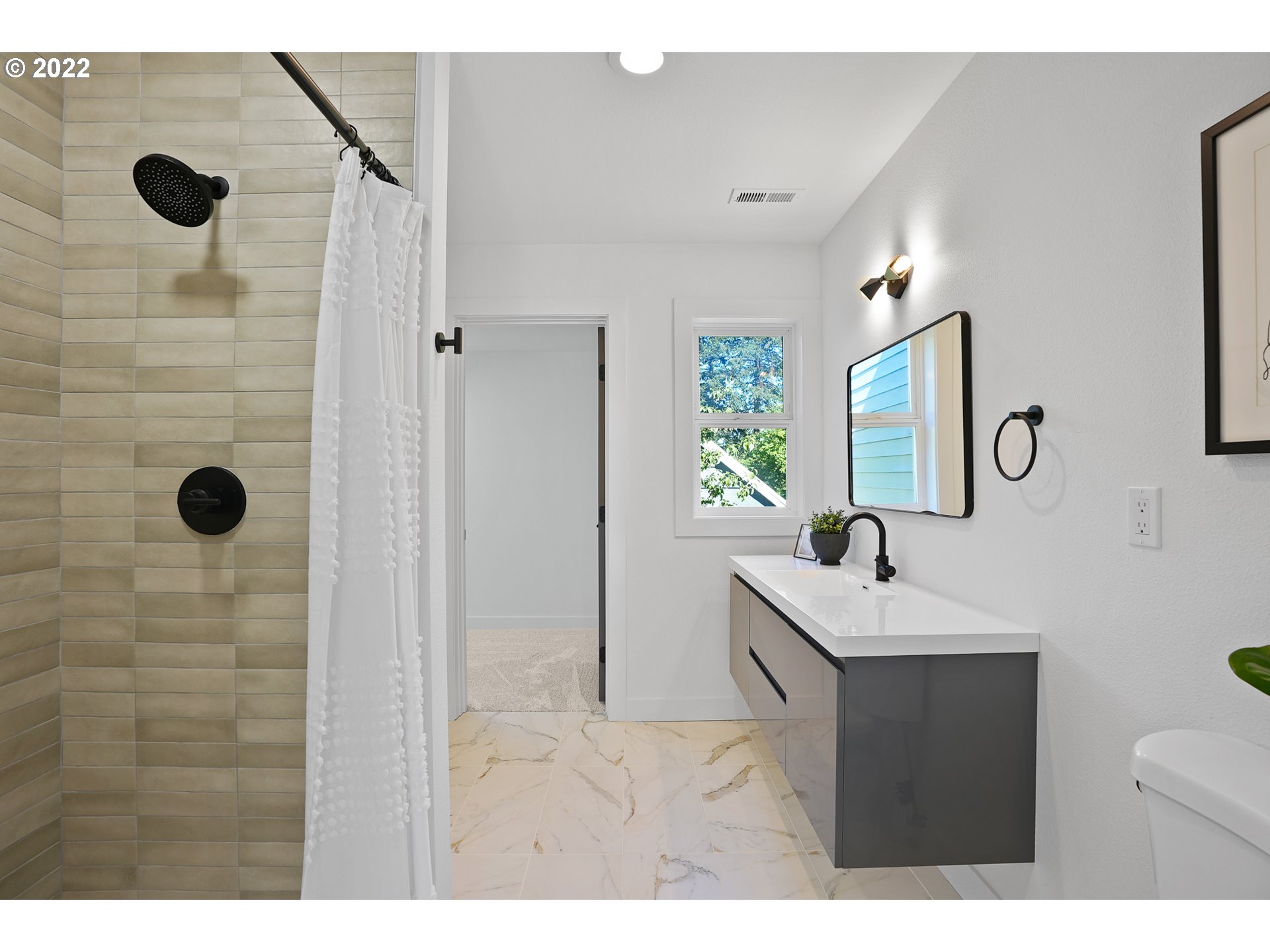 3814 Southwest Pendleton Street Portland, OR 97221 - Photo 24 of 32 Gallery Image 24
