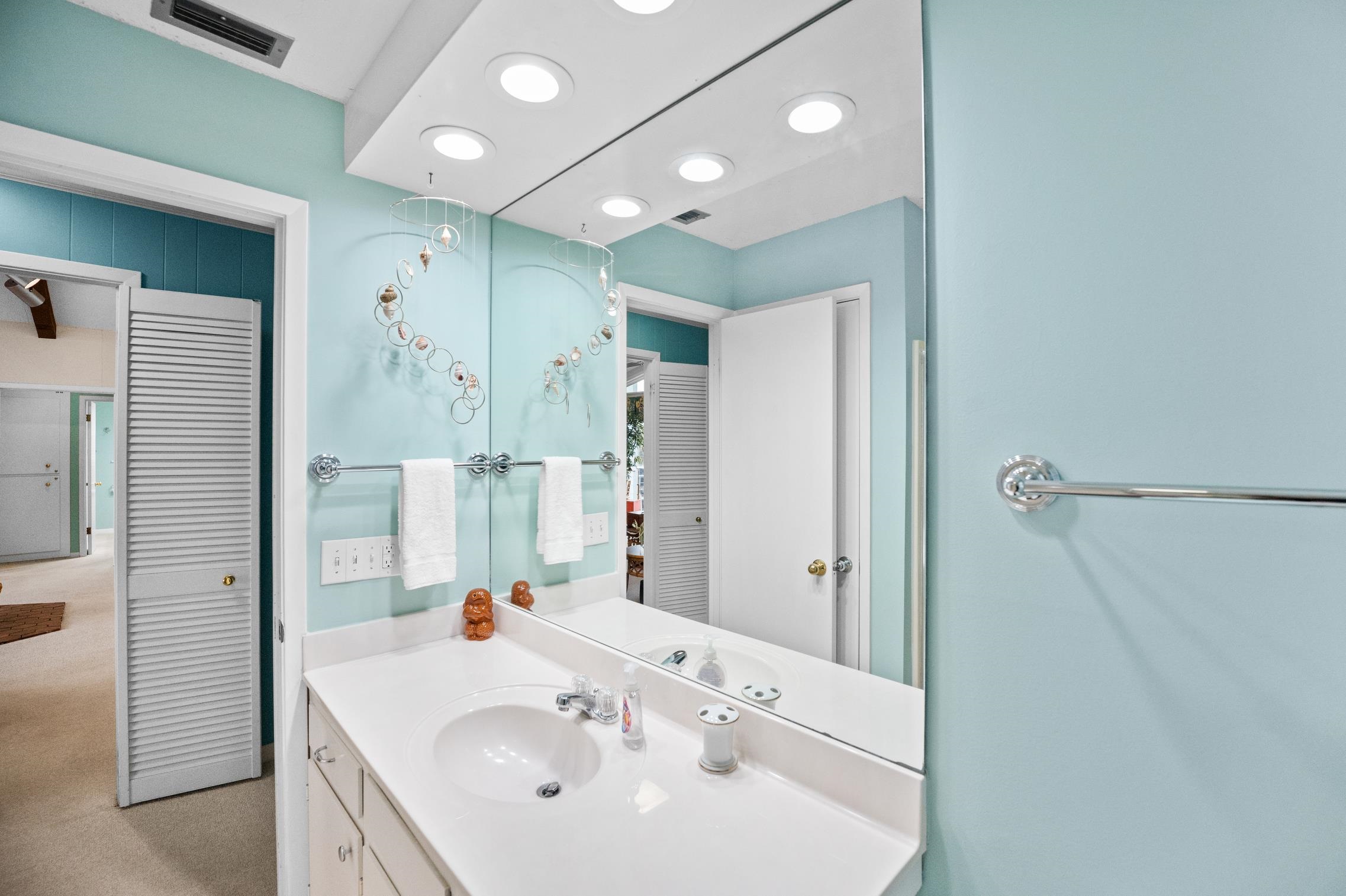 30388 River Road Orange Beach, AL 36561 - Photo 26 of 72 Bathroom