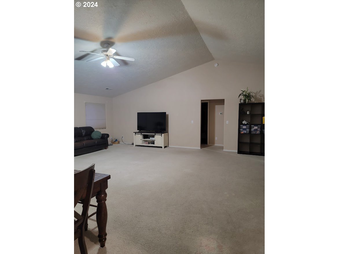 71823 Meadow Loop Boardman, OR 97818 - Photo 4 of 35 Gallery Image 4