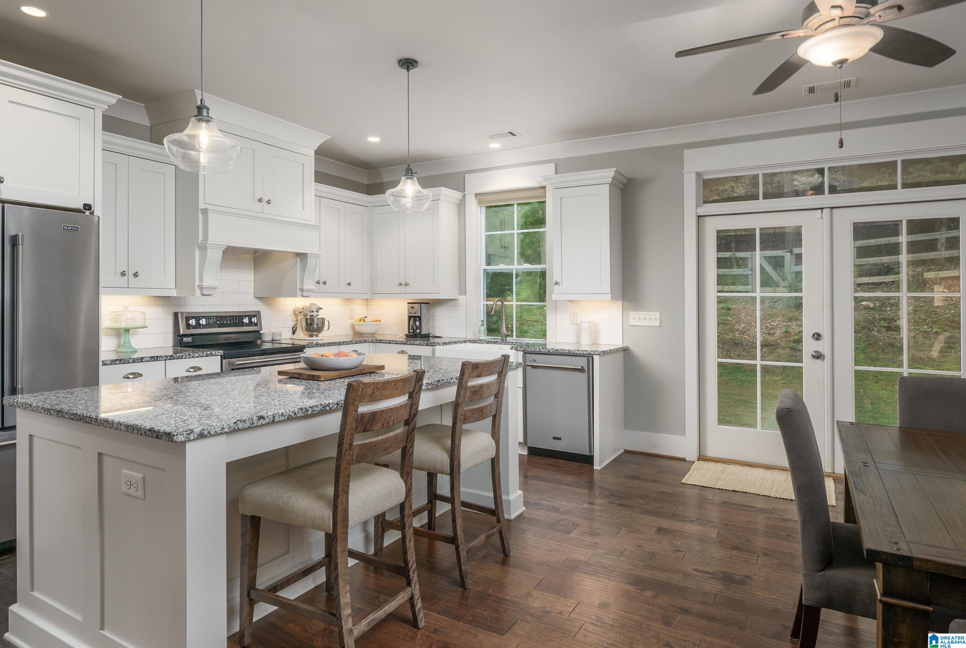 1640 Rex Lake Road Leeds, AL 35094 - Photo 8 of 24
