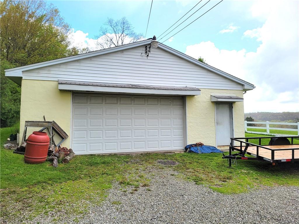 125 Three Mile Hill Road Acme, PA 15610 - Photo 13 of 17