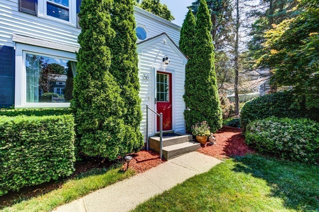 36 Patricia Road Marlborough, MA 01752 - Photo 1 of 42 Gallery Image 1