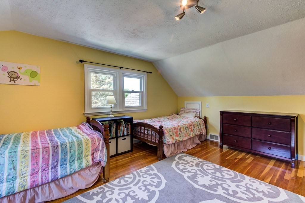 36 Patricia Road Marlborough, MA 01752 - Photo 32 of 42 Gallery Image 32