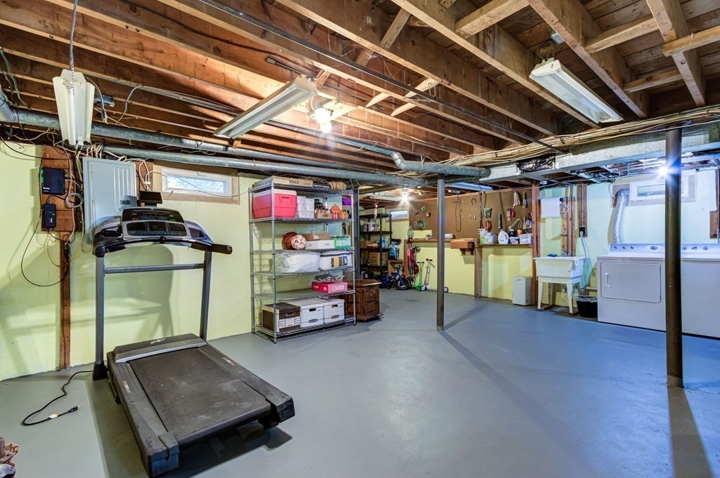 36 Patricia Road Marlborough, MA 01752 - Photo 35 of 42 Gallery Image 35