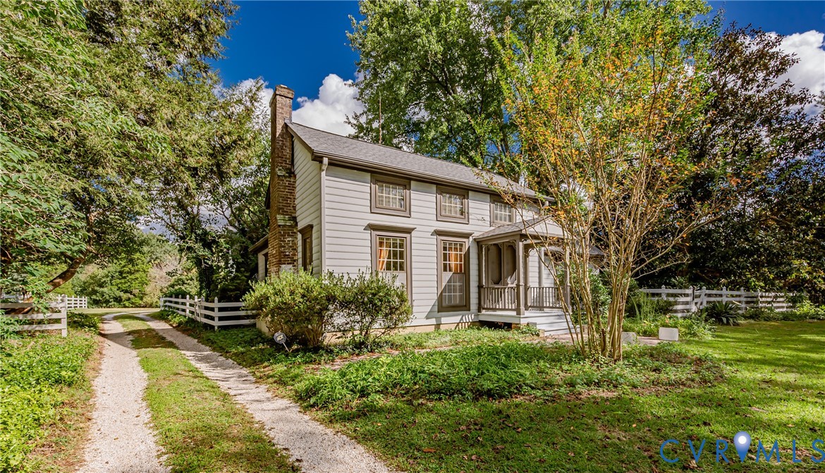 8470 McClellan Road Mechanicsville, VA 23111 - Photo 1 of 33 Front Drive