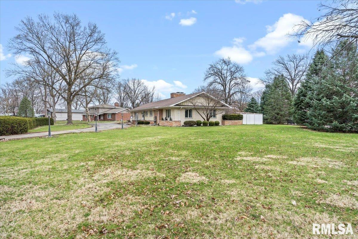 6 Columbine Lane Springfield, IL 62712 - Photo 40 of 47