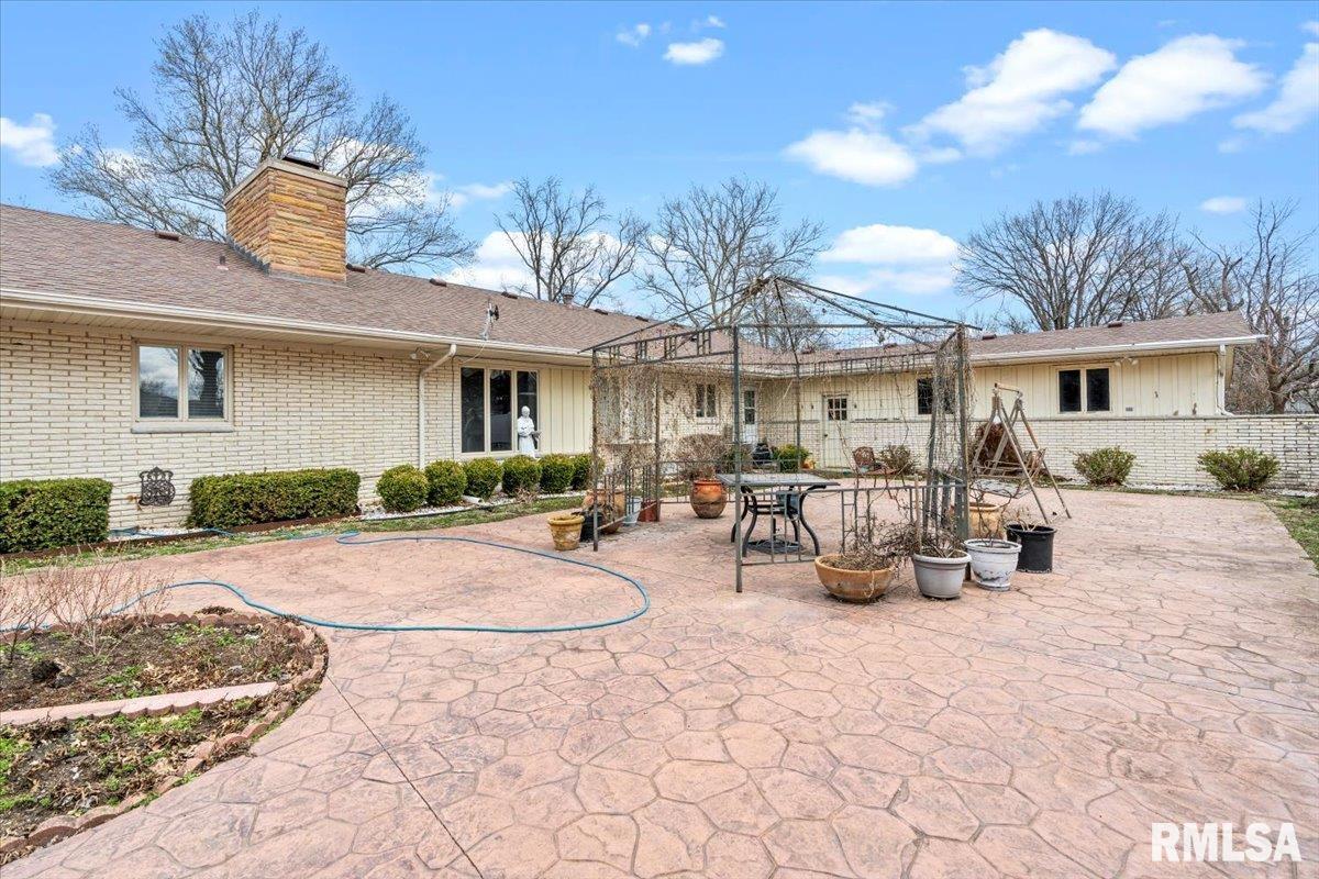 6 Columbine Lane Springfield, IL 62712 - Photo 44 of 47