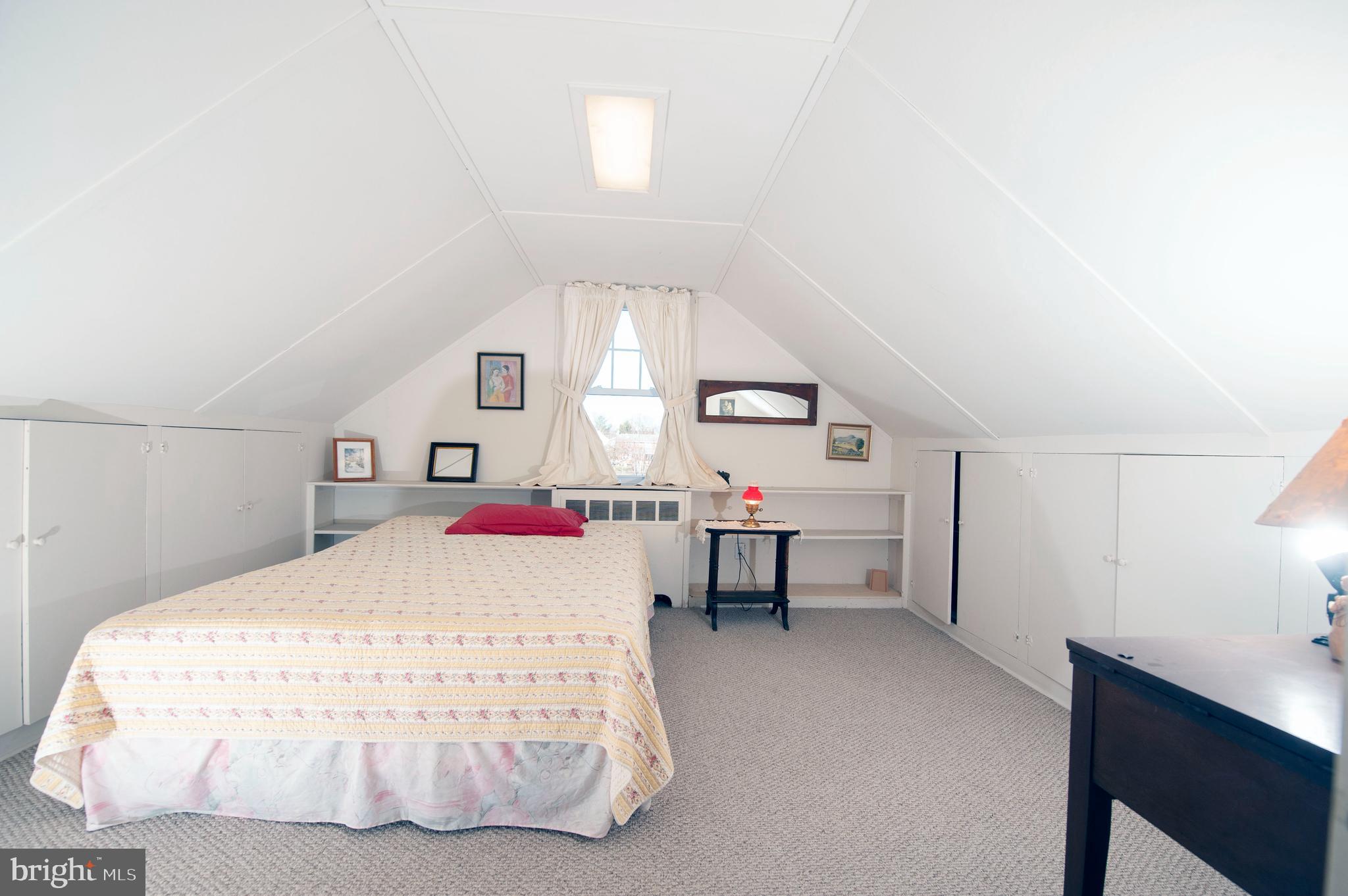 525 Kenmore Road Havertown, PA 19083 - Photo 17 of 34 Gallery Image 17