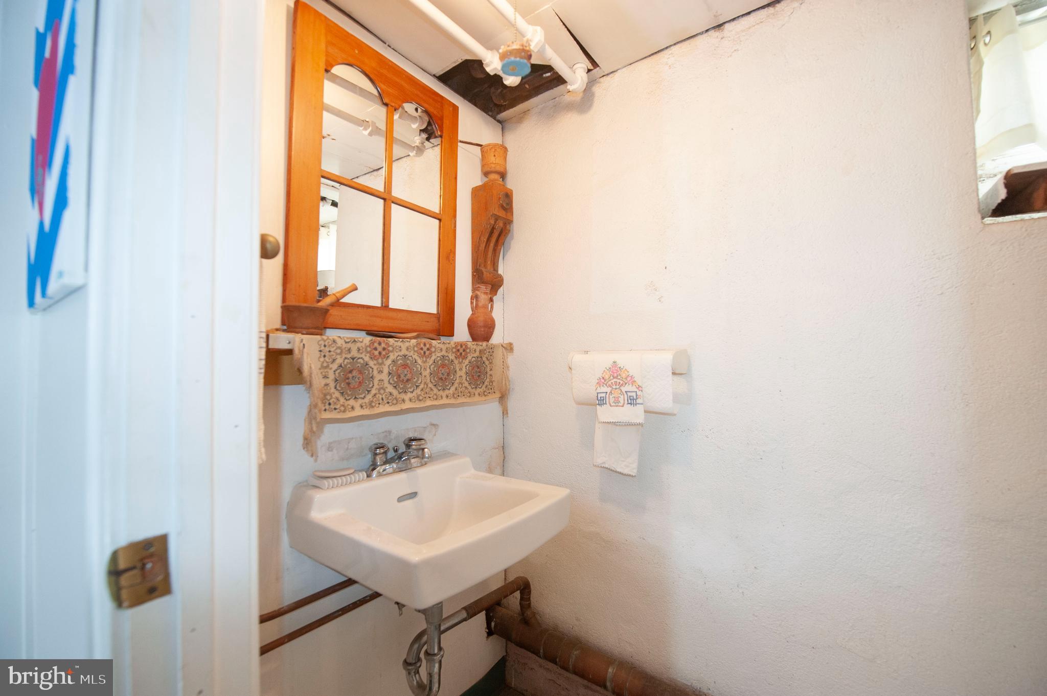525 Kenmore Road Havertown, PA 19083 - Photo 21 of 34 Gallery Image 21