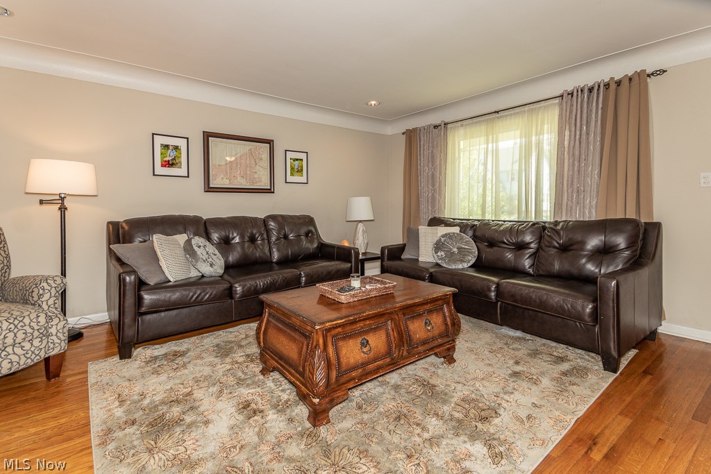 3765 Silsby Road Cleveland, OH 44118 - Photo 6 of 34 Gallery Image 6