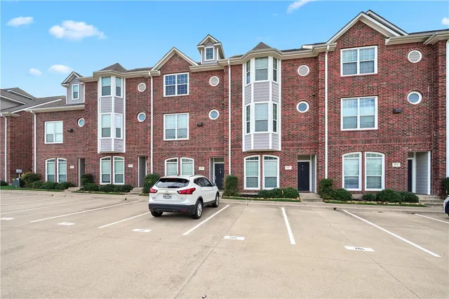 $680,000 | 1198 Jones-Butler Road, College Station, TX 77840