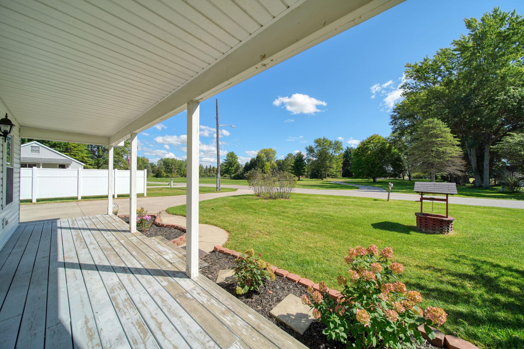4672 Douglas Road Ida, MI 48140 - Photo 5 of 47 7-web-or-mls-DSC02142_HDR