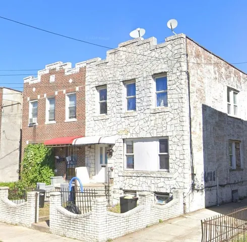 $988,000 | 106-03 177th Street | Jamaica