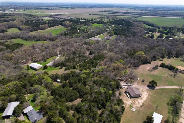 an aerial view of multiple house