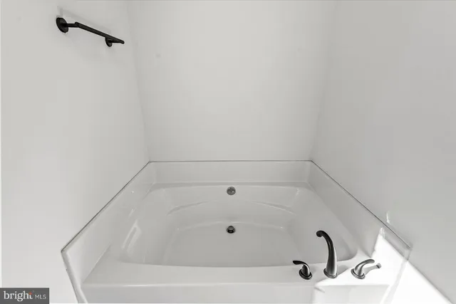 $575,000 | 15507 Heth Drive, Mineral, VA 23117