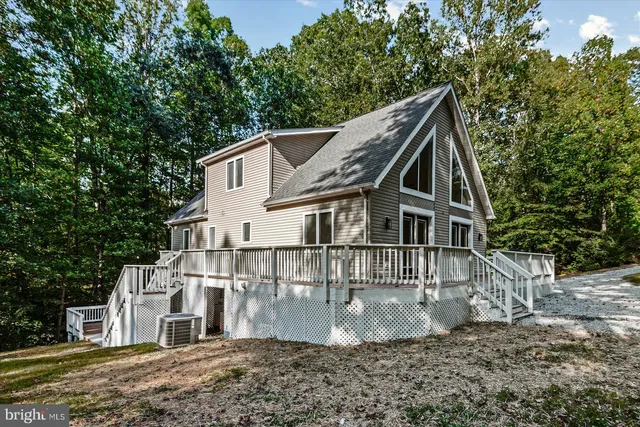 $575,000 | 15507 Heth Drive, Mineral, VA 23117