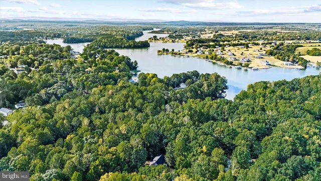 $575,000 | 15507 Heth Drive, Mineral, VA 23117