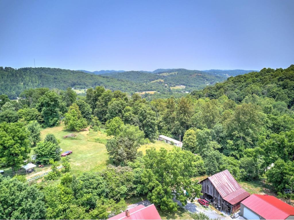 304 Lester Road Blountville, TN 37617 - Photo 33 of 35 Photo 33