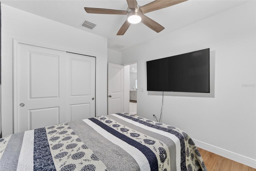 6239 Springmont Loop Palmetto, FL 34221 - Photo 14 of 67