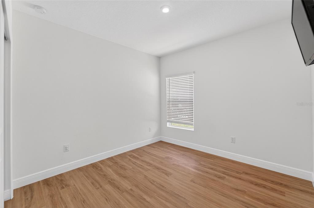 6239 Springmont Loop Palmetto, FL 34221 - Photo 15 of 67