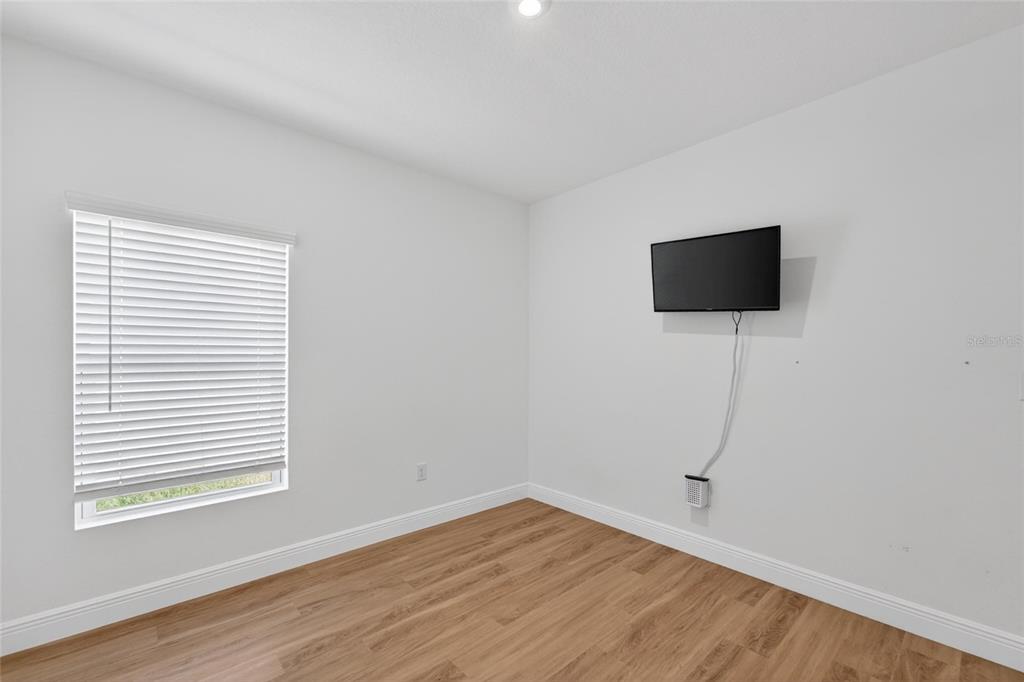 6239 Springmont Loop Palmetto, FL 34221 - Photo 16 of 67